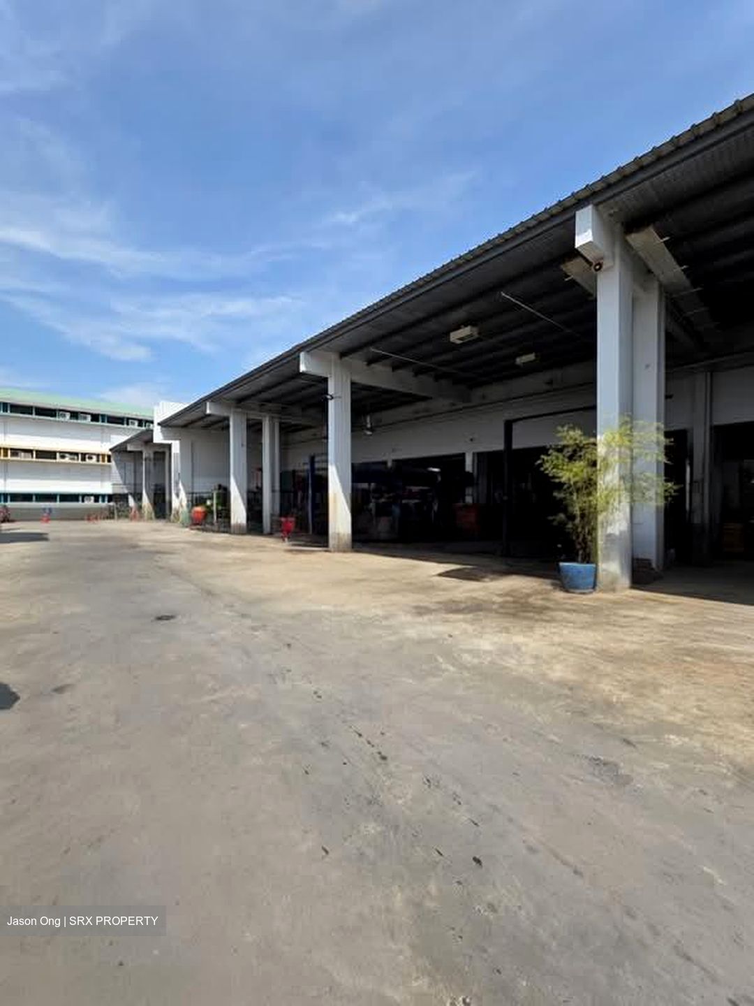 First East Centre (D14), Factory #575670331